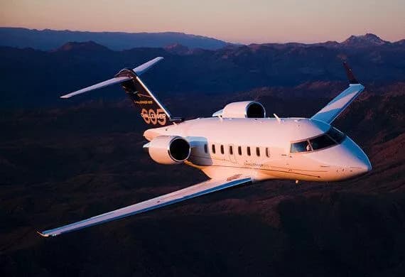 Bombardier Challenger 605 private jet charter