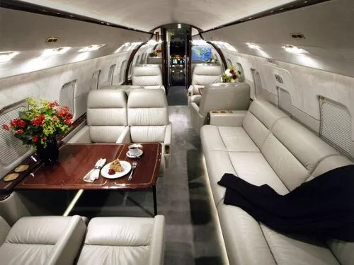 Challenger 604 Cabin Picture