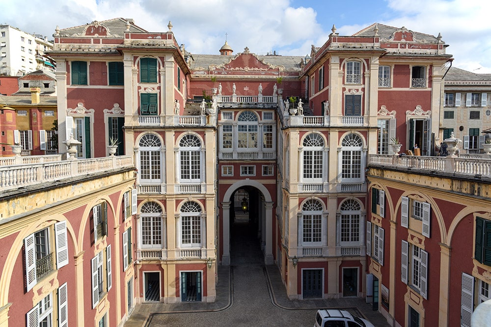 Palazzo Reale. Fly Private to Genova