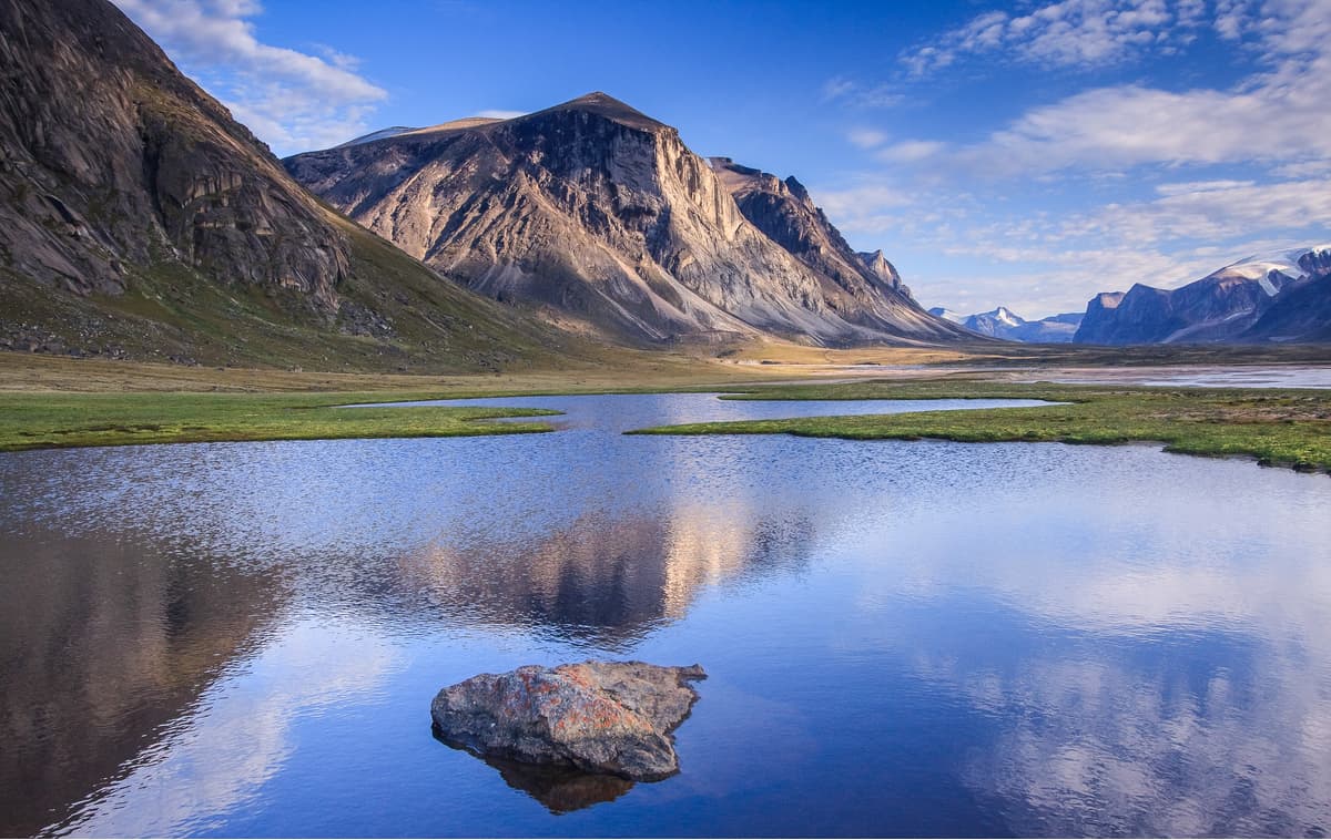 Hiking through the striking landscapes