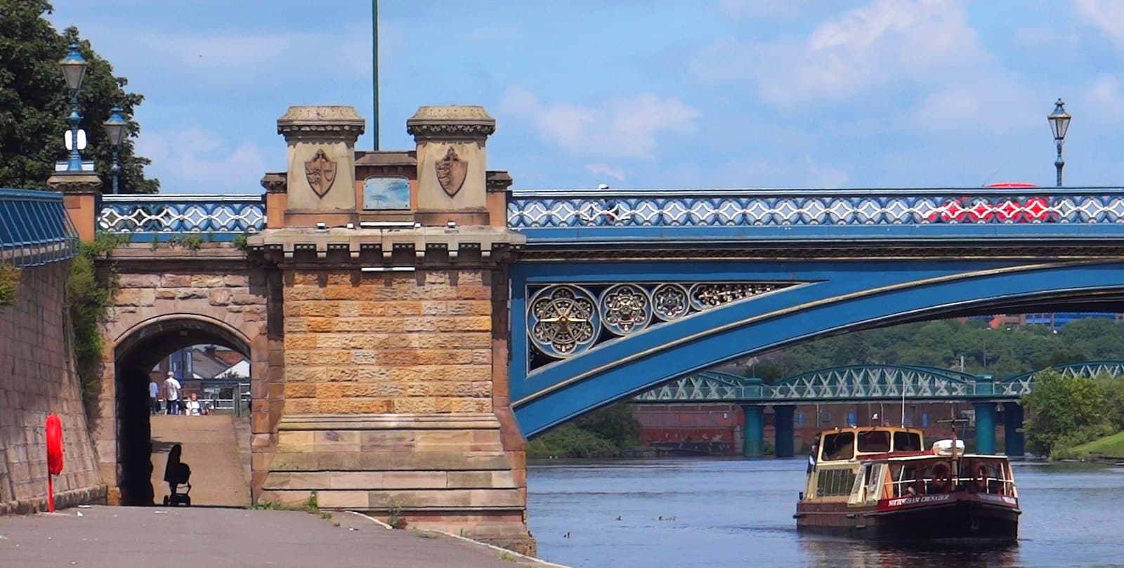 Trent Bridge. Fly Private to Nottingham.