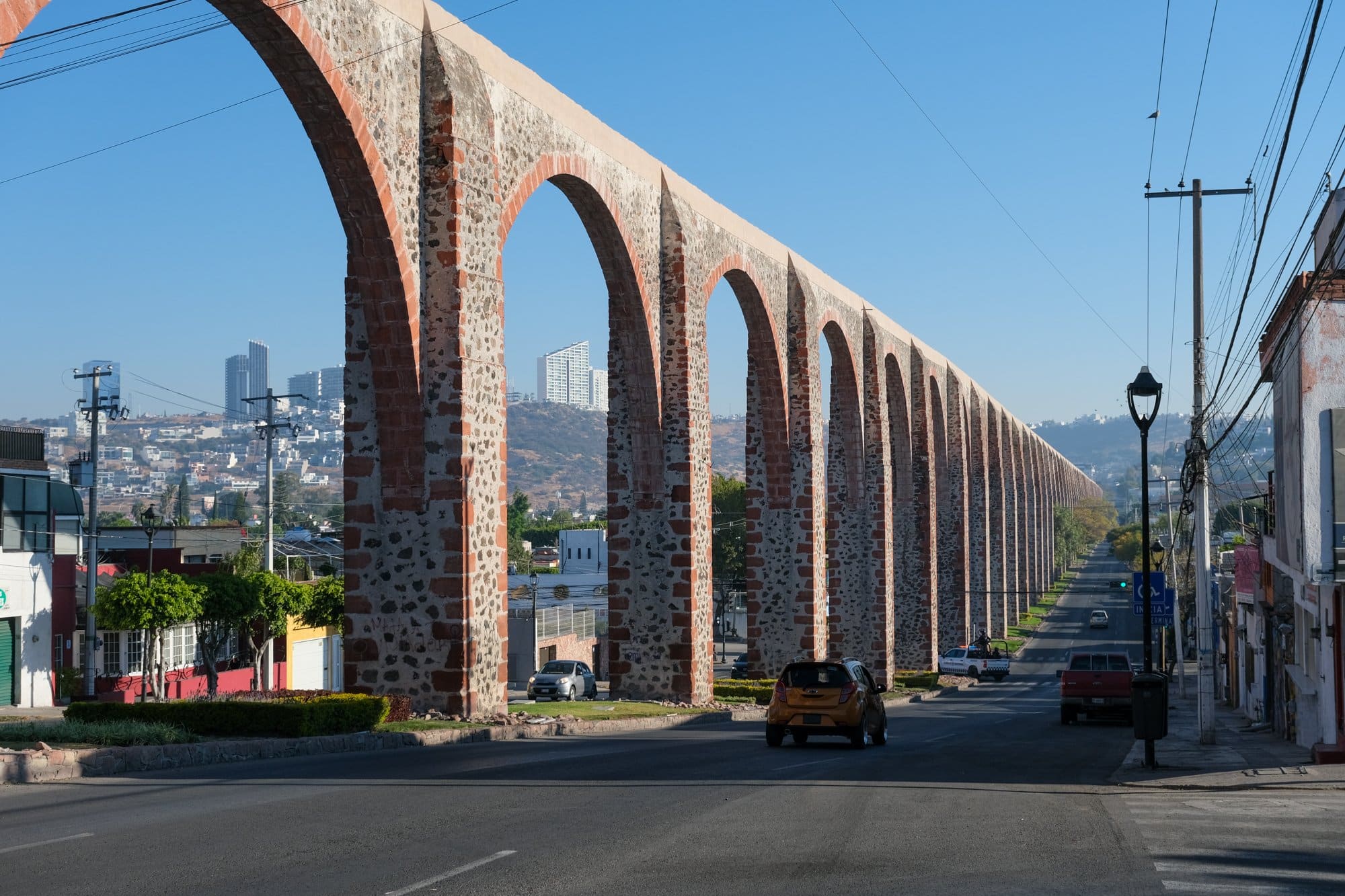 Visit the Queretaro Aqueduct. Fly Private to Queretaro.